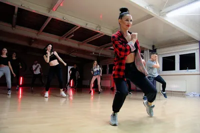 SEMPRE Taniec & Fitness